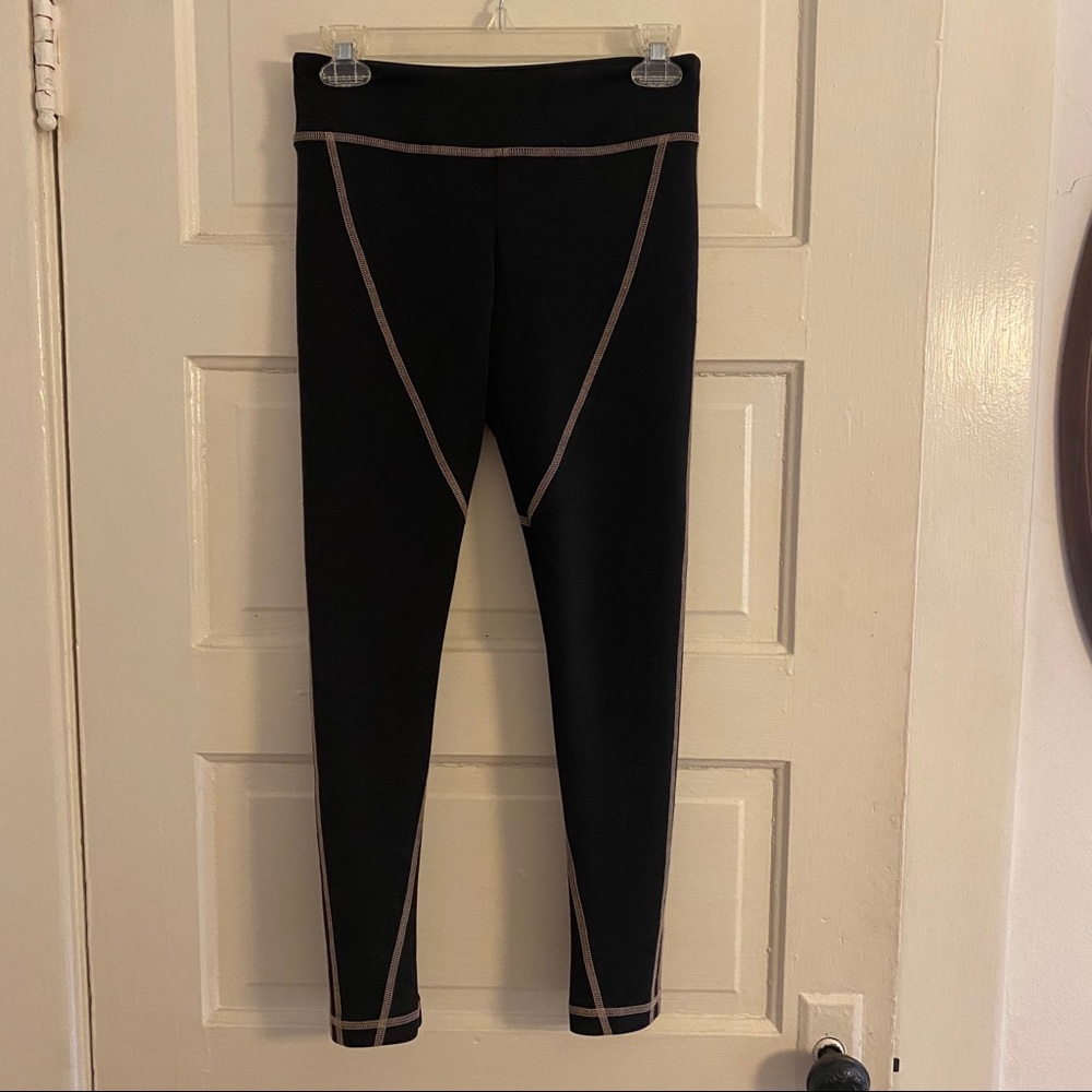 Koral black leggings sz M contrast stitching